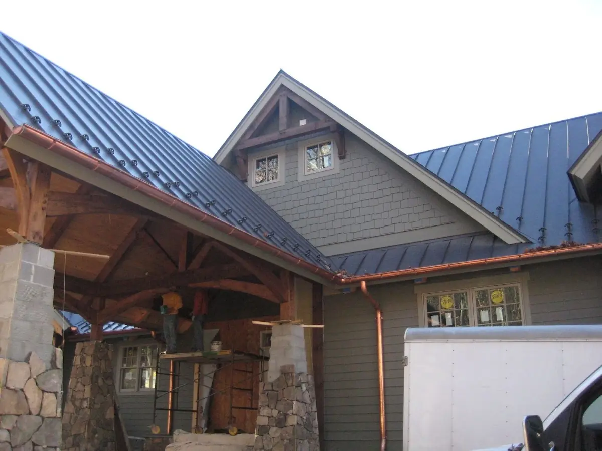 Craftsman Roofing team delivering quality roofing work in Miami
